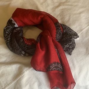 White House black market large 60x60 scarf/wrap